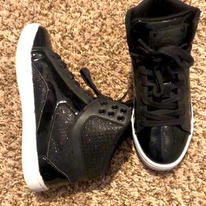 Black high top sneakers. Size 3 kids. Worn once.